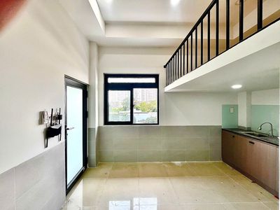 NGAY ĐẶNG VĂN BI - TRƯỜNG THỌ - PHÒNG CỬA SỔ LỚN 