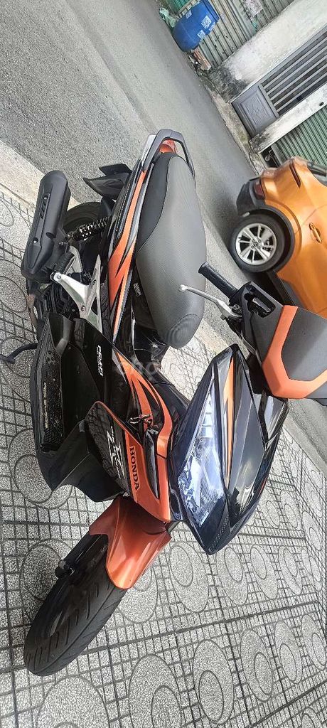 Honda Air Blade 2009 черный с оранжевым