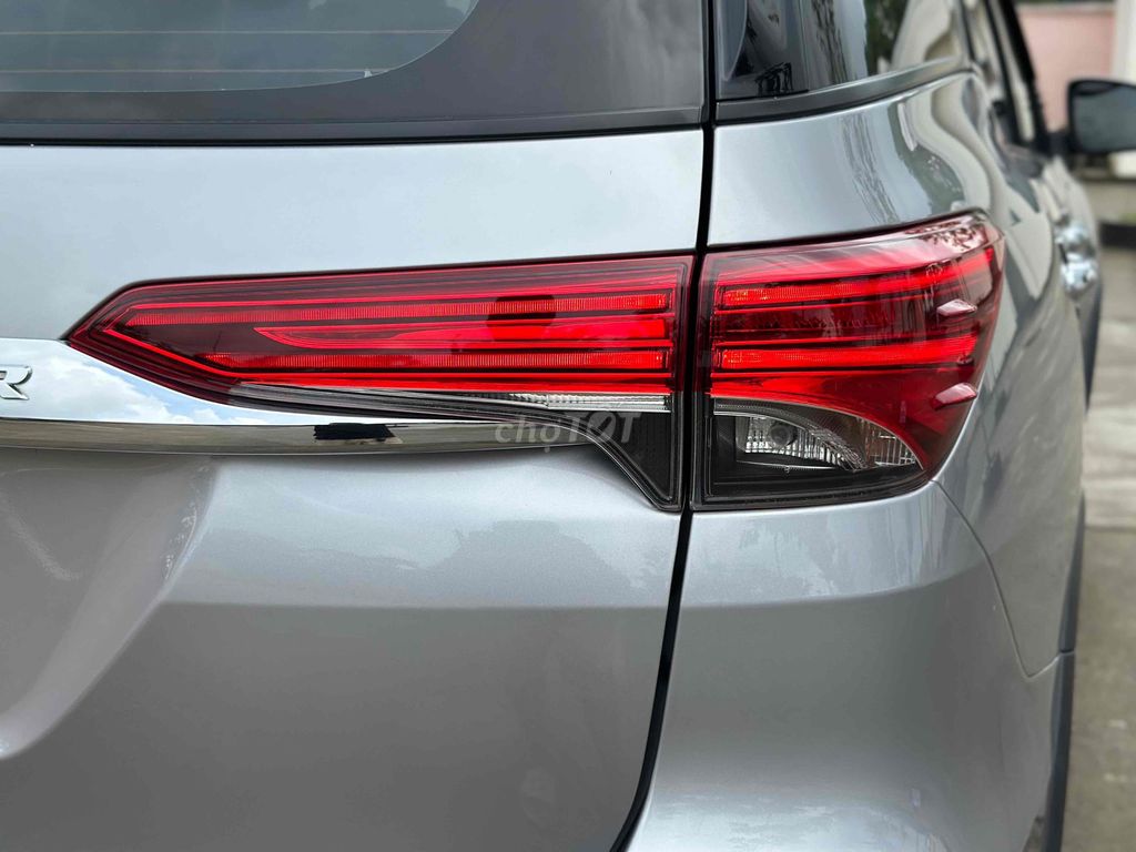 Fortuner xăng nhập khẩu Indo 1chủ bảo dưỡng Toyota. Mua bán Ô tô tại Huyện Hóc Môn Tp Hồ Chí Minh được đăng bởi Hiền Nguyễn hình 17