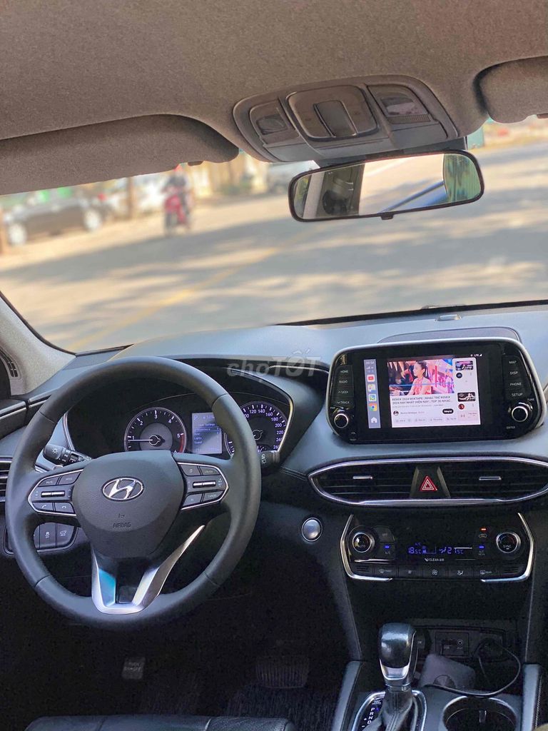 Hyundai Santa Fe 2019 2.2L - 78000 km. Mua bán Ô tô tại Quận Long Biên Hà Nội được đăng bởi Xuân Car hình 19