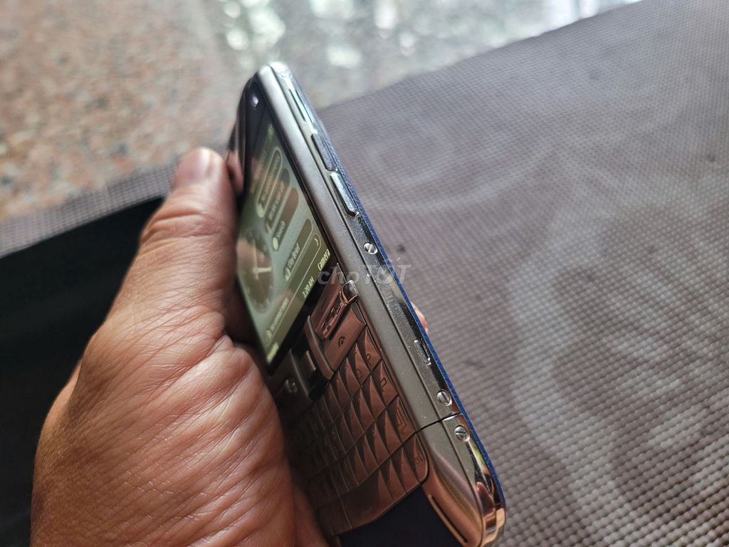 VERTU CONSTELLATION QUEST "COURTESY PHONE". Mua bán Điện thoại tại Thành phố Thủ Đức Tp Hồ Chí Minh được đăng bởi Nguyễn Phúc hình 4