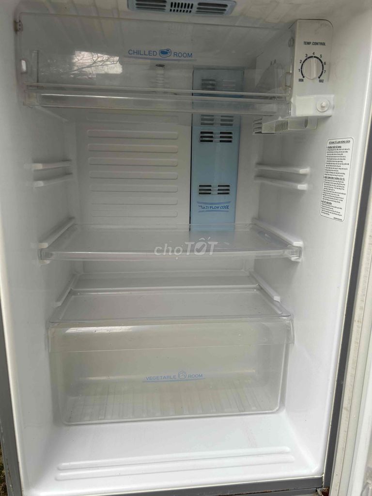 cần bán gấp tủ lanh