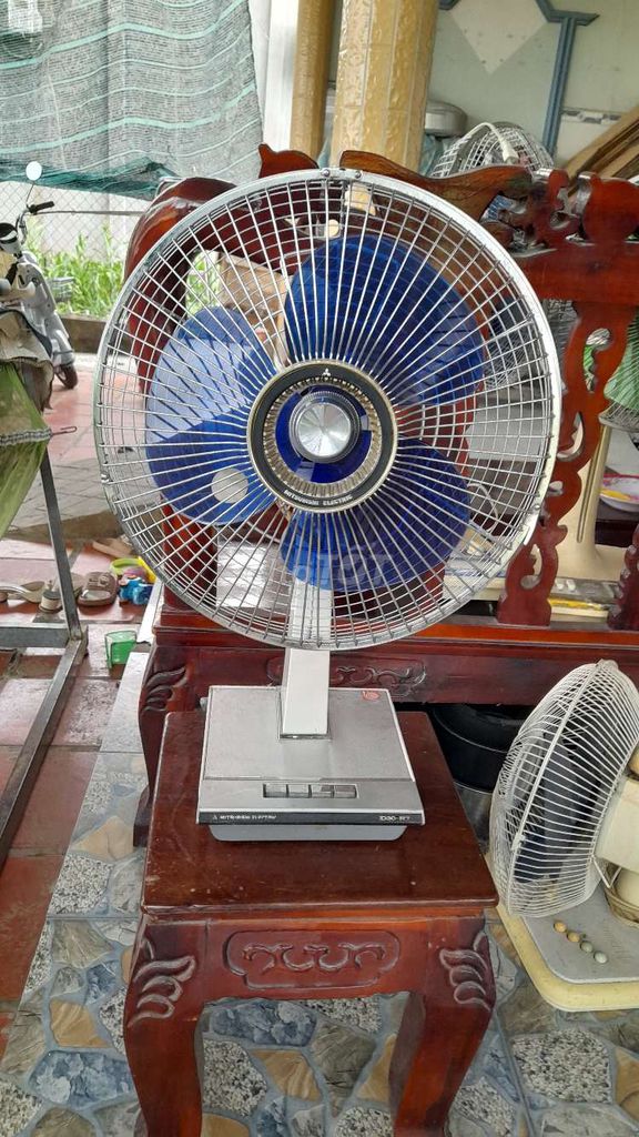 Quạt nhật mitsubishi gang sắt nội địa. Mua bán Quạt tại Huyện Hóc Môn Tp Hồ Chí Minh được đăng bởi vinh hình 1