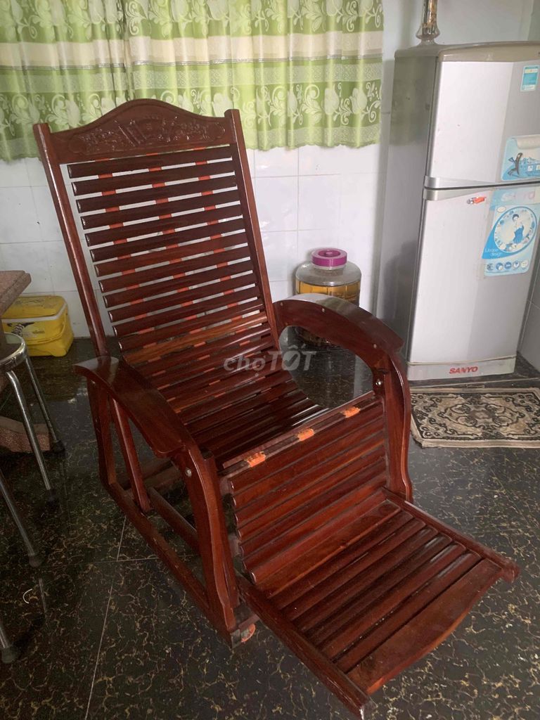 Ghế nằm thư giãn Gỗ Nâu. Mua bán Bàn ghế tại Thành phố Rạch Giá Kiên Giang được đăng bởi TRAN TUAN NAM hình 1