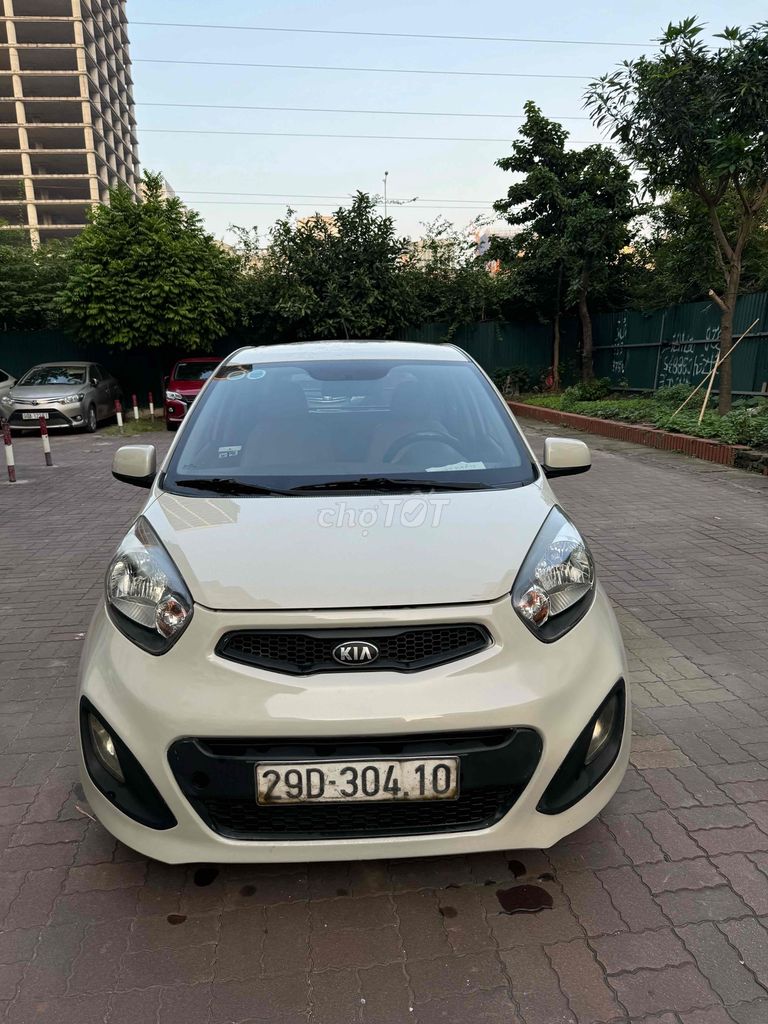 Kia Morning van 2013 - hồ sơ cầm tay sẵn sang tên