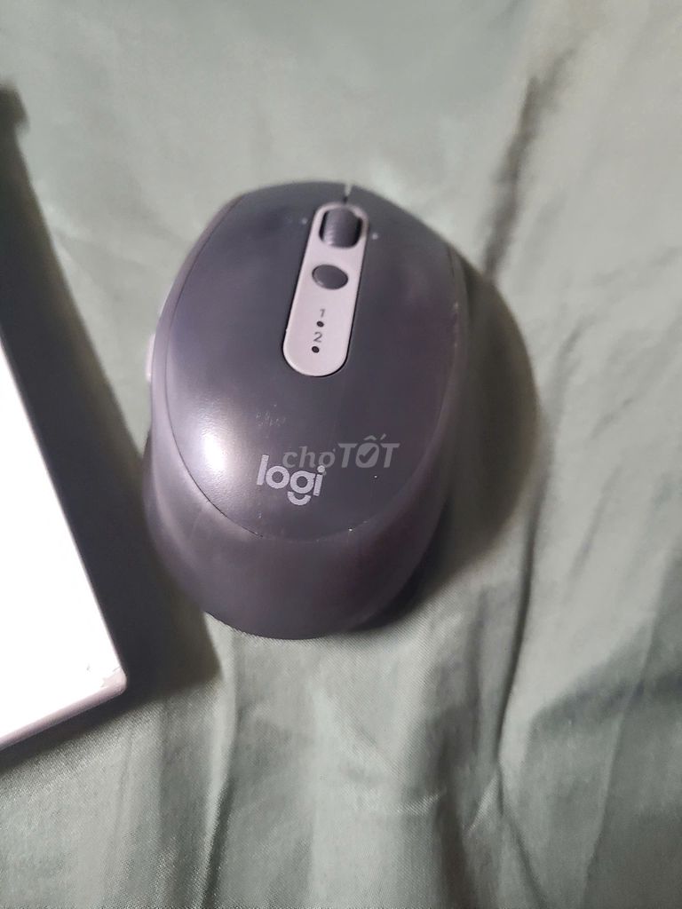 Chuột máy tính Logitech không dây