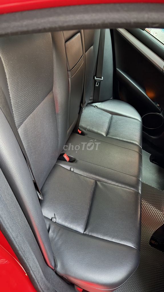 Mercedes-Benz C200 2011 Đỏ. Mua bán Ô tô tại Quận Tây Hồ Hà Nội được đăng bởi Nam hình 2