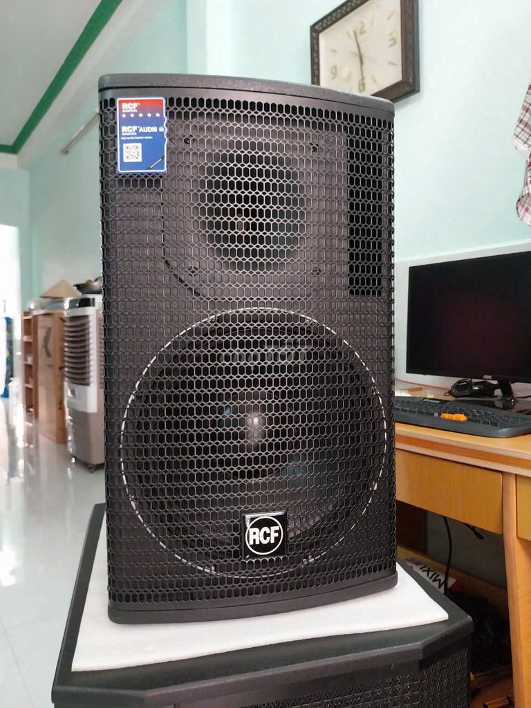 Loa full Rcf(bass 30 côn 75/190)vỏ sơn hàng mới