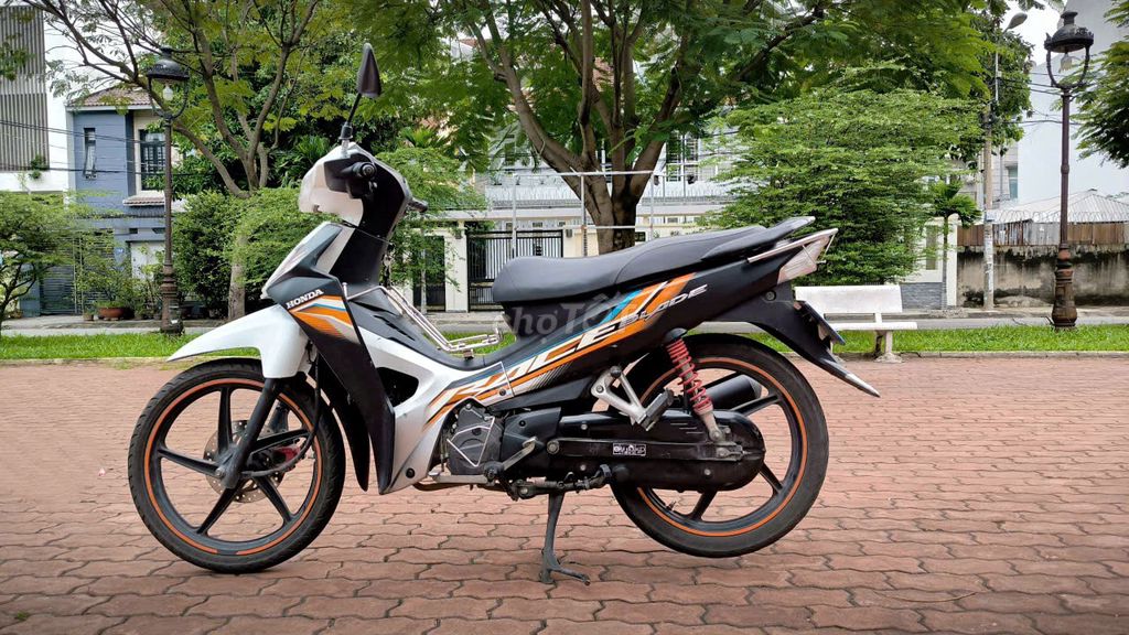 Cần thanh lý xe honda blale chính chủ 2021/13tr800. Mua bán Xe máy tại Quận Bình Tân Tp Hồ Chí Minh được đăng bởi Ngọc Anh Châu hình 2