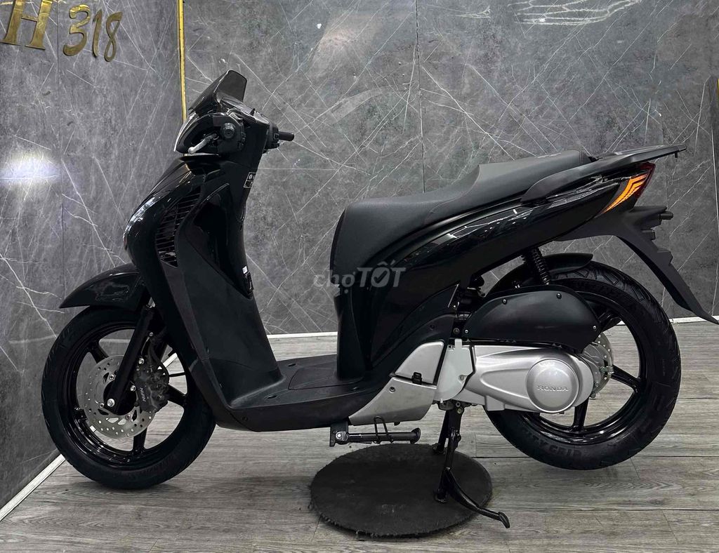 SH Ý 2012 150i ĐỦ ĐỒ CHƠI. Mua bán Xe máy tại Quận Tân Phú Tp Hồ Chí Minh được đăng bởi  Võ SH318 hình 4