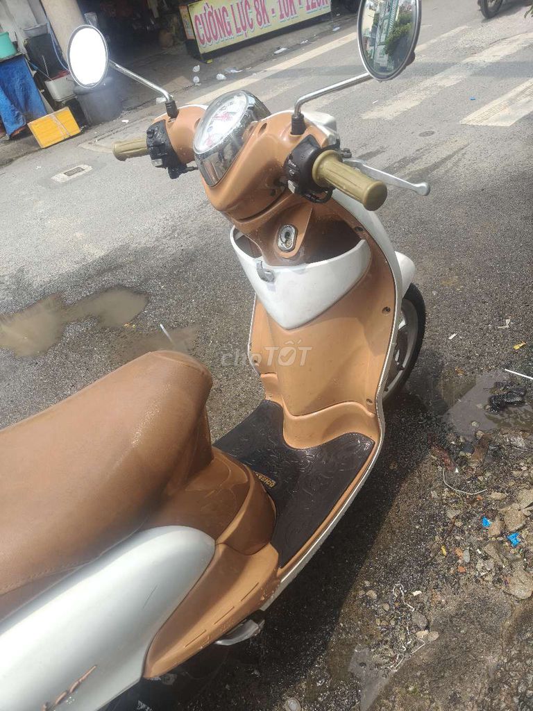 Yamaha Mio Classico белый, коричневый
