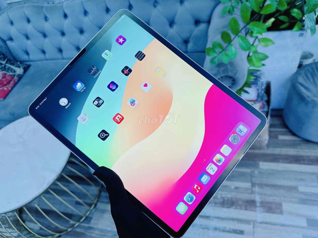 iPad Pro 2018 12.9in Wifi 256G Bạc 99% nguyên zin. Mua bán Máy tính bảng tại Quận Hải Châu Đà Nẵng được đăng bởi TUẤN LUXURY MOBILE ĐÀ NẴNG hình 1