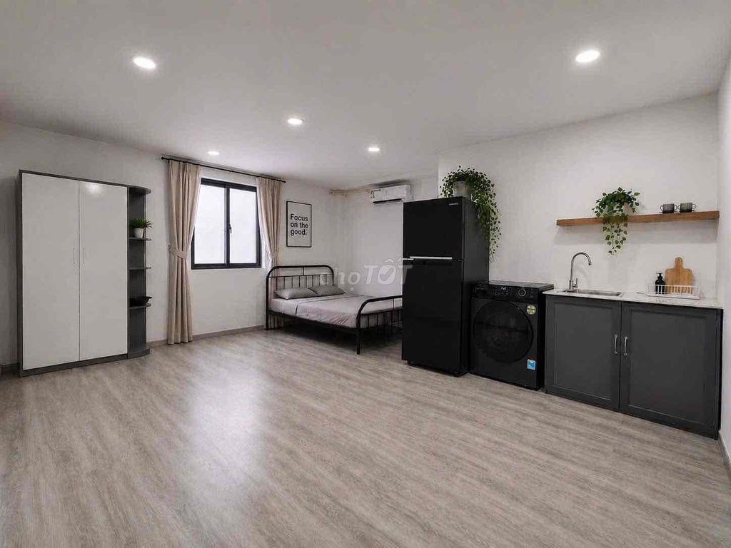 CHO THUÊ PHÒNG CỬA SỔ/BAN CÔNG GIÁ RẺ Q10_GẦN CẦU VƯỢT 3/2_ĐH HOA SEN