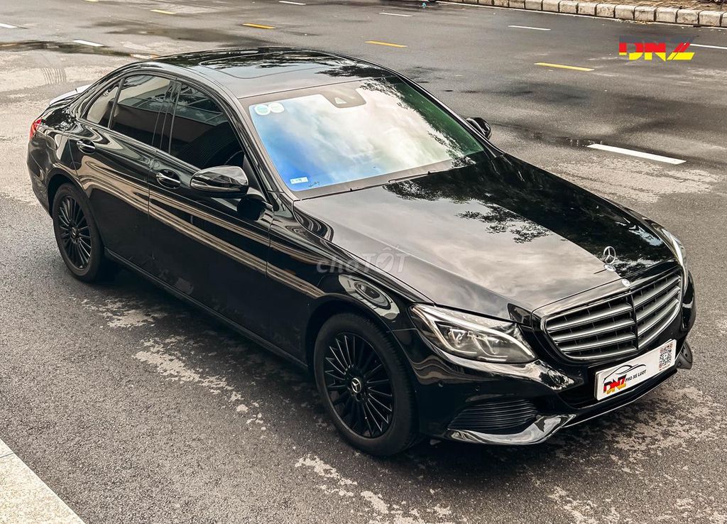 ❤️Mercedes C250 Exclusive 2017 - BLACK EDITION. Mua bán Ô tô tại Quận 7 Tp Hồ Chí Minh được đăng bởi Tri Mercedes DNZ hình 3