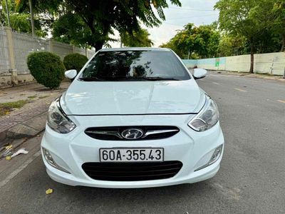 Hyundai Accent 2013 1.4MT Trắng