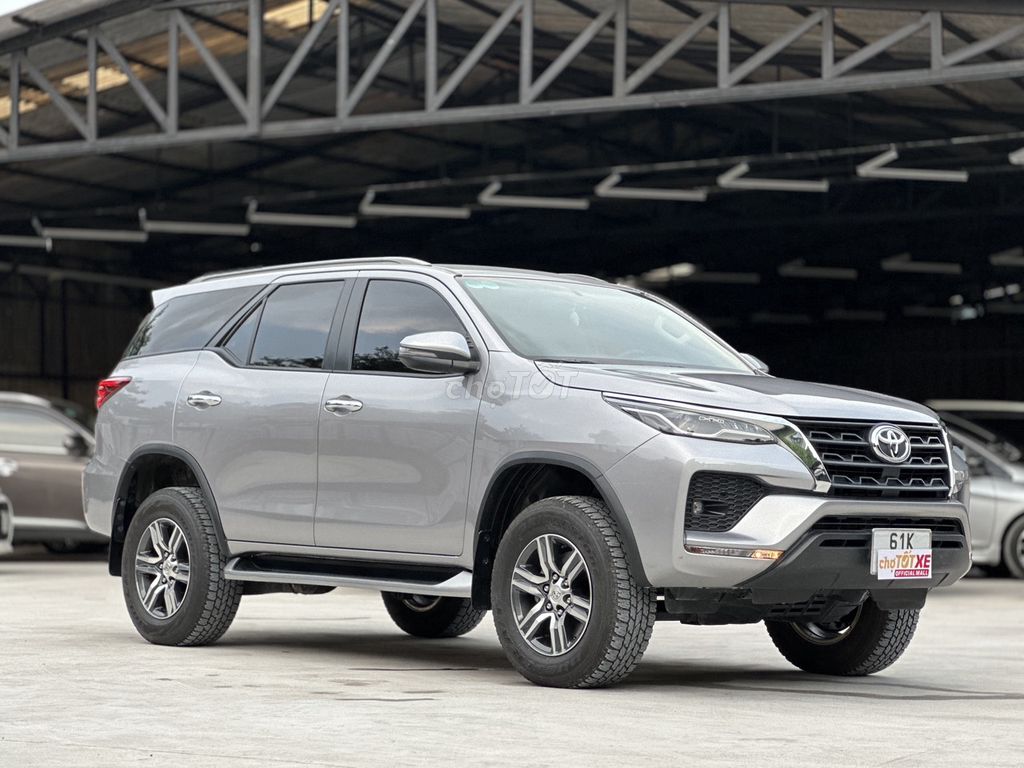 Fortuner 2022 Máy Dầu Tự Động Odo 29,000km Zin Đẹp