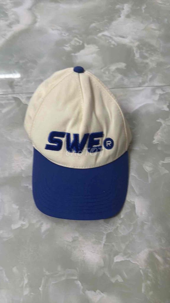 Mũ lưỡi trai SWE Vải Unisex. Mua bán Phụ kiện thời trang khác tại Thành phố Cam Ranh Khánh Hòa được đăng bởi ngla hình 1