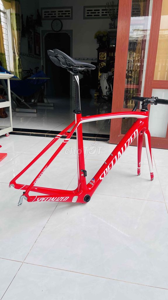 Khung xe đạp đua Specialized Tarmac Carbon Đỏ. Mua bán Xe đạp tại Huyện Châu Đức Bà Rịa - Vũng Tàu được đăng bởi Trương Đạo hình 4
