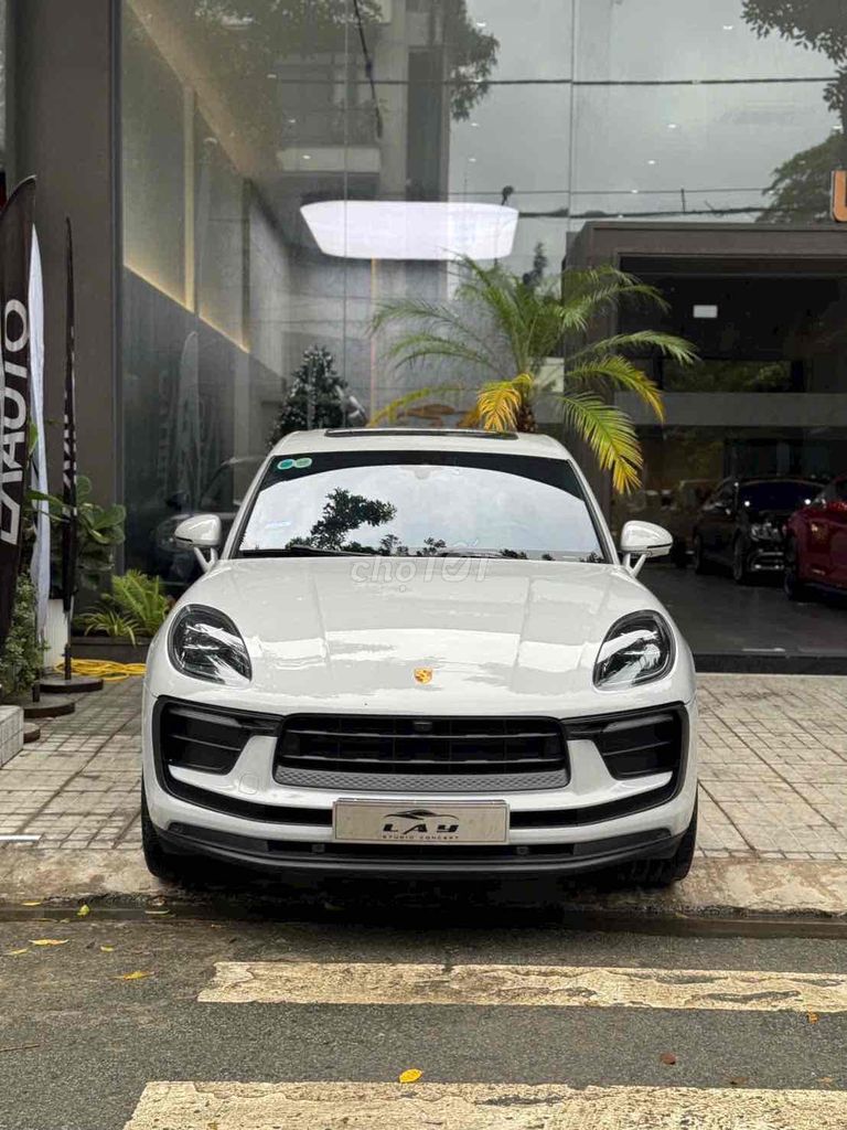 Porsche Macan FL Model 2022 . Đen - Kem . Odo 5v8. Mua bán Ô tô tại Quận 10 Tp Hồ Chí Minh được đăng bởi Thái LA Auto hình 2