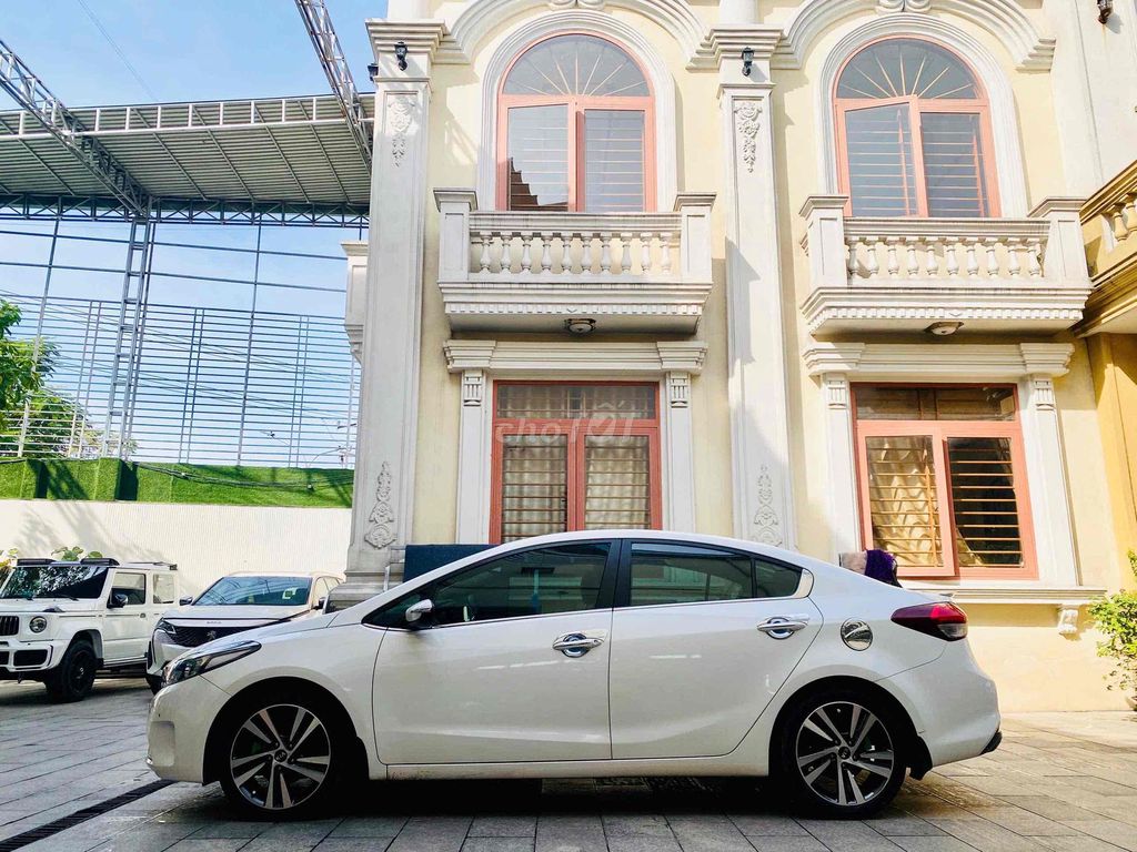 Kia Cerato 2018 1.6AT Trắng Odo 7v Cực Đẹp Giá Tốt. Mua bán Ô tô tại Thành phố Dĩ An Bình Dương được đăng bởi Trương Công Lý hình 17