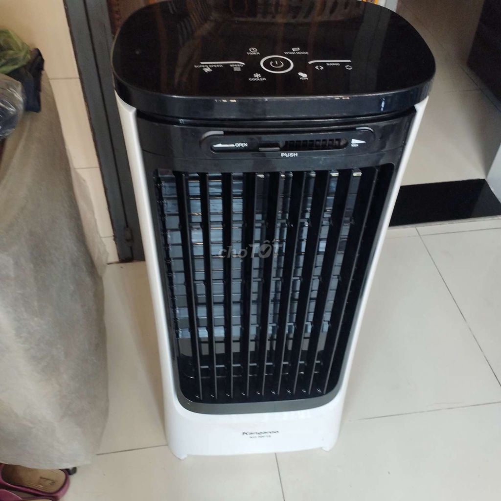 Quạt điều hòa Kangaroo KG50F18 Đen, trắng. Mua bán Quạt tại Thành phố Thủ Dầu Một Bình Dương được đăng bởi nguyenvete hình 1
