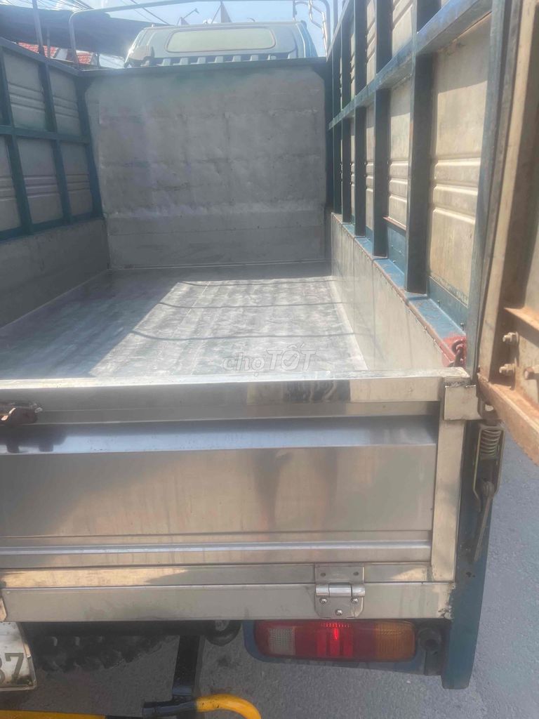 kia k3000  2012  kèo mui bạt  thùng inoc máy lạnh. Mua bán Xe tải, xe ben tại Huyện Châu Thành Tây Ninh được đăng bởi Đức Nguyễn hình 4