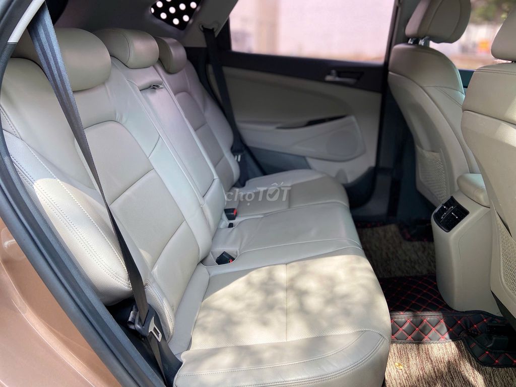 Hyundai Tucson 2015  - 88000 km. Mua bán Ô tô tại Thành phố Thuận An Bình Dương được đăng bởi Thắng Trần Auto hình 5