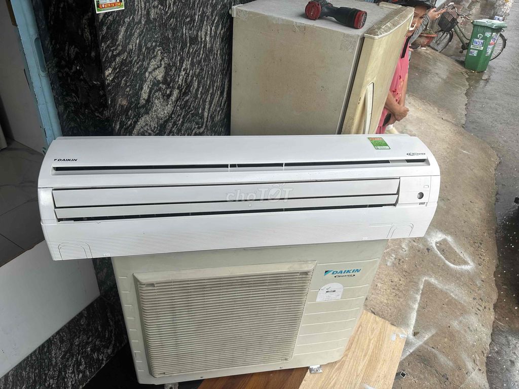Điều hòa Daikin 2.5 HP Inverter. Mua bán Máy lạnh, điều hoà tại Quận Bình Tân Tp Hồ Chí Minh được đăng bởi minh anh hình 1