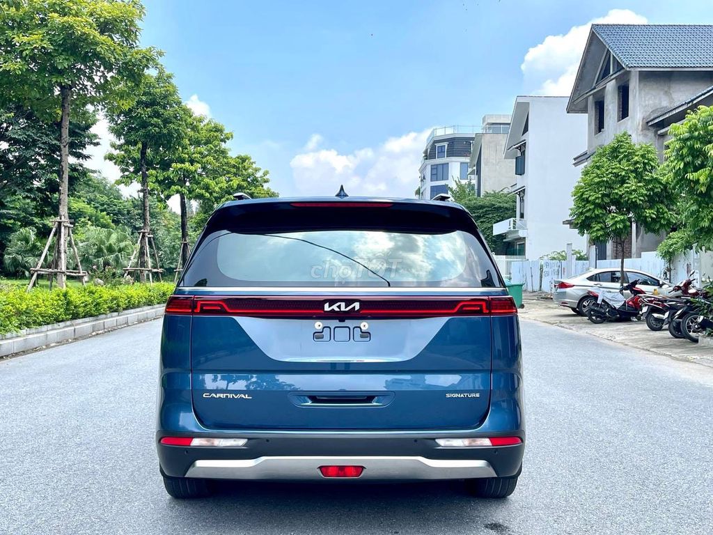 Kia Carnival 2023 Signature 2.2D - 25,000 km.. Mua bán Ô tô tại Thành phố Thủ Đức Tp Hồ Chí Minh được đăng bởi Đức Tứ Bánh hình 2