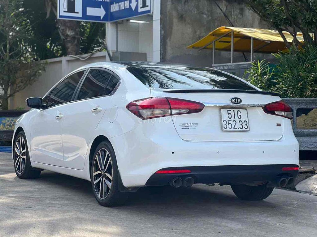 Kia Cerato 2017 2.0 AT - 85000 km. Mua bán Ô tô tại Thành phố Qui Nhơn Bình Định được đăng bởi Tiến hình 6