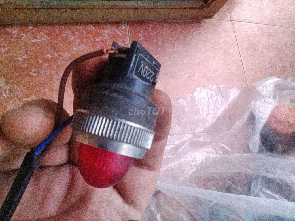 Đèn báo có điện 220V xưa