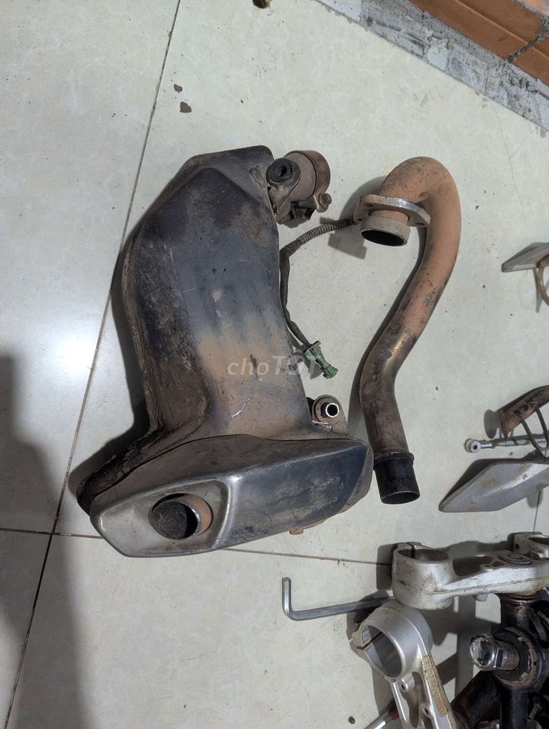 Phụ tùng KTM duck 200 còn sử dụng tốt.. Mua bán Phụ tùng xe tại Quận 7 Tp Hồ Chí Minh được đăng bởi Cao Sum hình 5