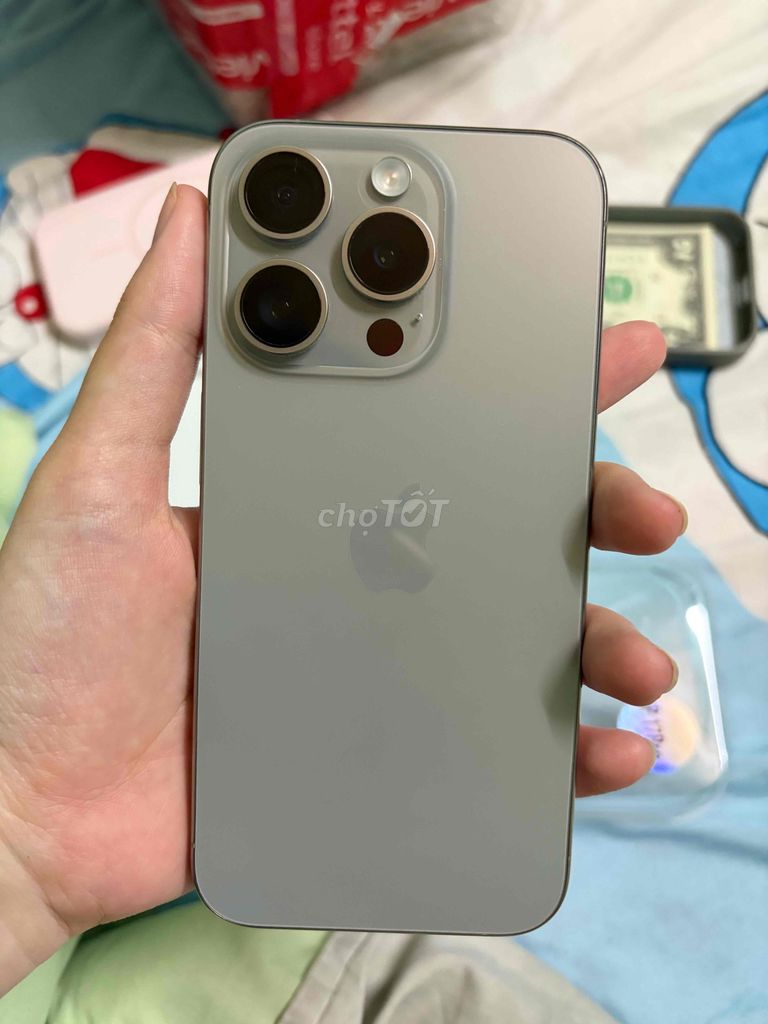 Apple iPhone 15 Pro 256GB Xám Mới. Mua bán Điện thoại tại Quận Cẩm Lệ Đà Nẵng được đăng bởi Hoài Thương hình 1
