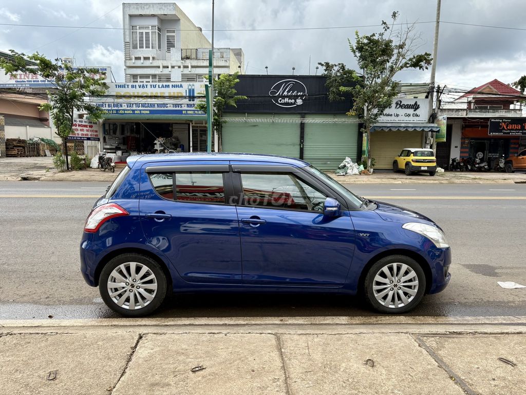 Suzuki Swift 2017 1.4 AT - 81000 km. Mua bán Ô tô tại Huyện Đức Trọng Lâm Đồng được đăng bởi Nguyễn Hữu Dự hình 2