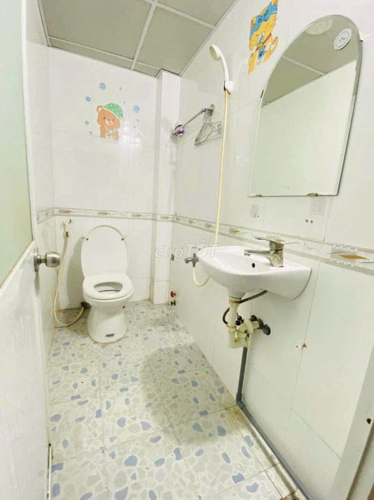 Studio máy lạnh tủ áo giường có cửa sau thoáng mát giá rẻ gần VLU IUH - ảnh 3