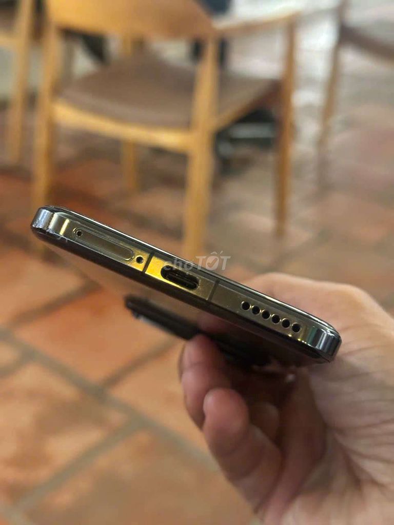 Honor Magic 7 Porscher 16GB/512GB Đen. Mua bán Điện thoại tại Thành phố Long Xuyên An Giang được đăng bởi KHANG LOCK hình 1