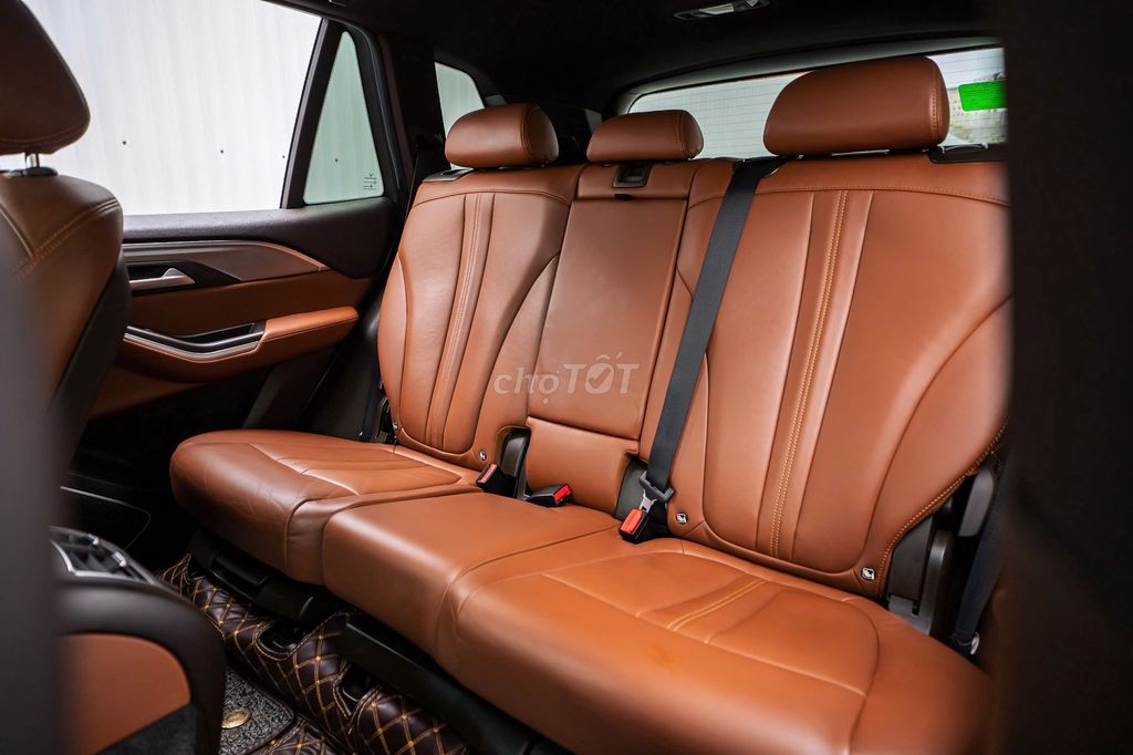 Vinfast Lux SA premium sản xuất 2021. Mua bán Ô tô tại Quận Cầu Giấy Hà Nội được đăng bởi Quân Q Auto hình 16