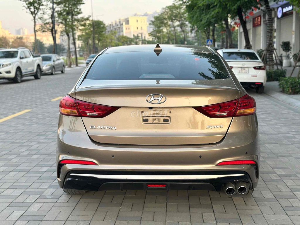 Elantra 2019 Sport 1.6T 80000 km. Mua bán Ô tô tại Quận Hoàng Mai Hà Nội được đăng bởi Dong Doanh hình 6