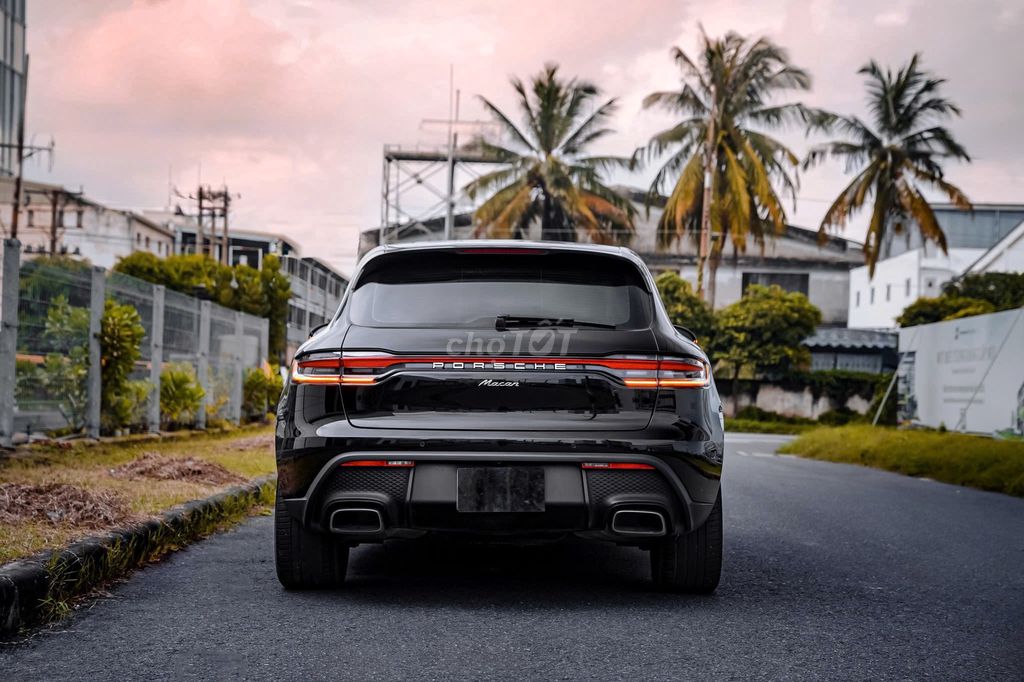 Porsche Macan 2021 màu đen ghế đỏ cực đẹp. Mua bán Ô tô tại Quận 7 Tp Hồ Chí Minh được đăng bởi Hoàn Lee Xe Lướt hình 6