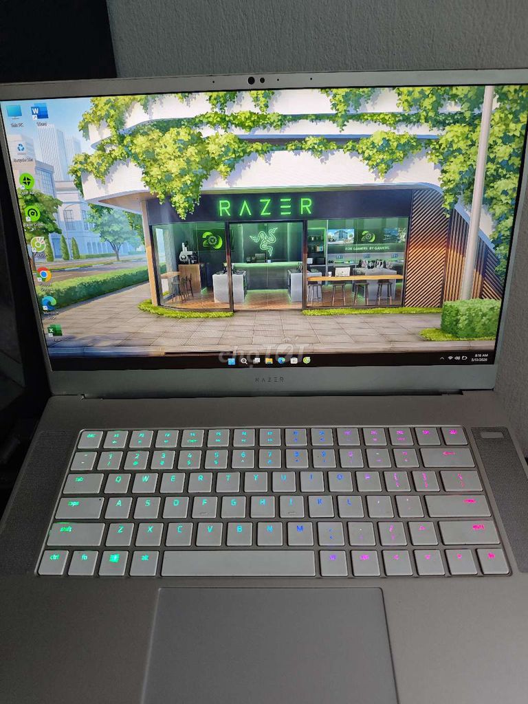 Razer Blade i7 8GB/512GB RTX 2060 giá xác. Mua bán Laptop tại Quận Thanh Xuân Hà Nội được đăng bởi Ngoc Tien hình 1