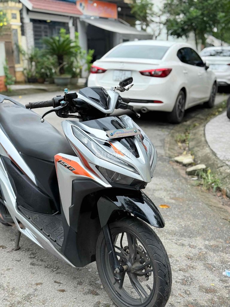 HONDA VARIO 150cc - đẹp Chuẩn - Mạnh Mẽ. Mua bán Xe máy tại Thị xã Hương Thủy Thừa Thiên Huế được đăng bởi CẦM ĐỒ ANH VŨ 198 NGUYỄN TẤT THÀNH hình 2
