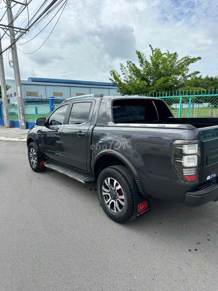 Ford Everest 2019 Trend 2.0L AT 4x2 - 828825 km. Mua bán Ô tô tại Thành phố Thuận An Bình Dương được đăng bởi tran quang tho hình 6
