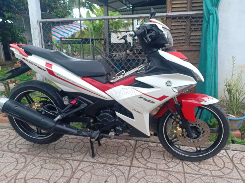 Yamaha Exciter 150 Trắng Đỏ Còn zin. Mua bán Xe máy tại Quận Ninh Kiều Cần Thơ được đăng bởi Điền hình 2