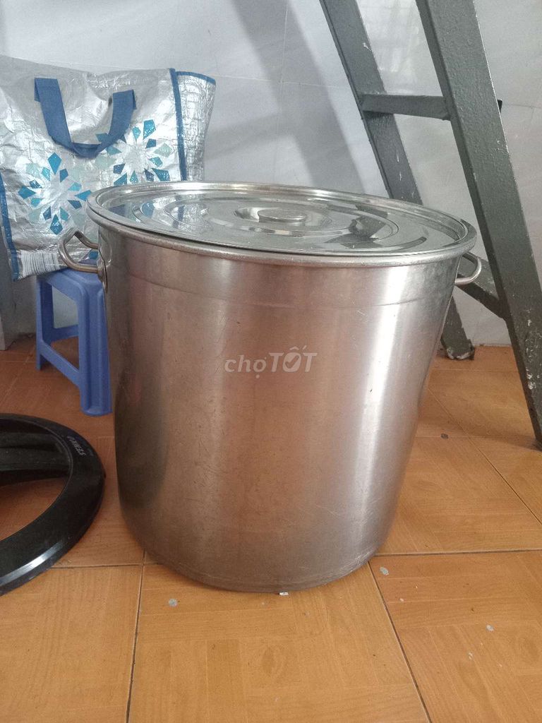 Bán cái nồi inox 304 75lit hàng đặt của công ty