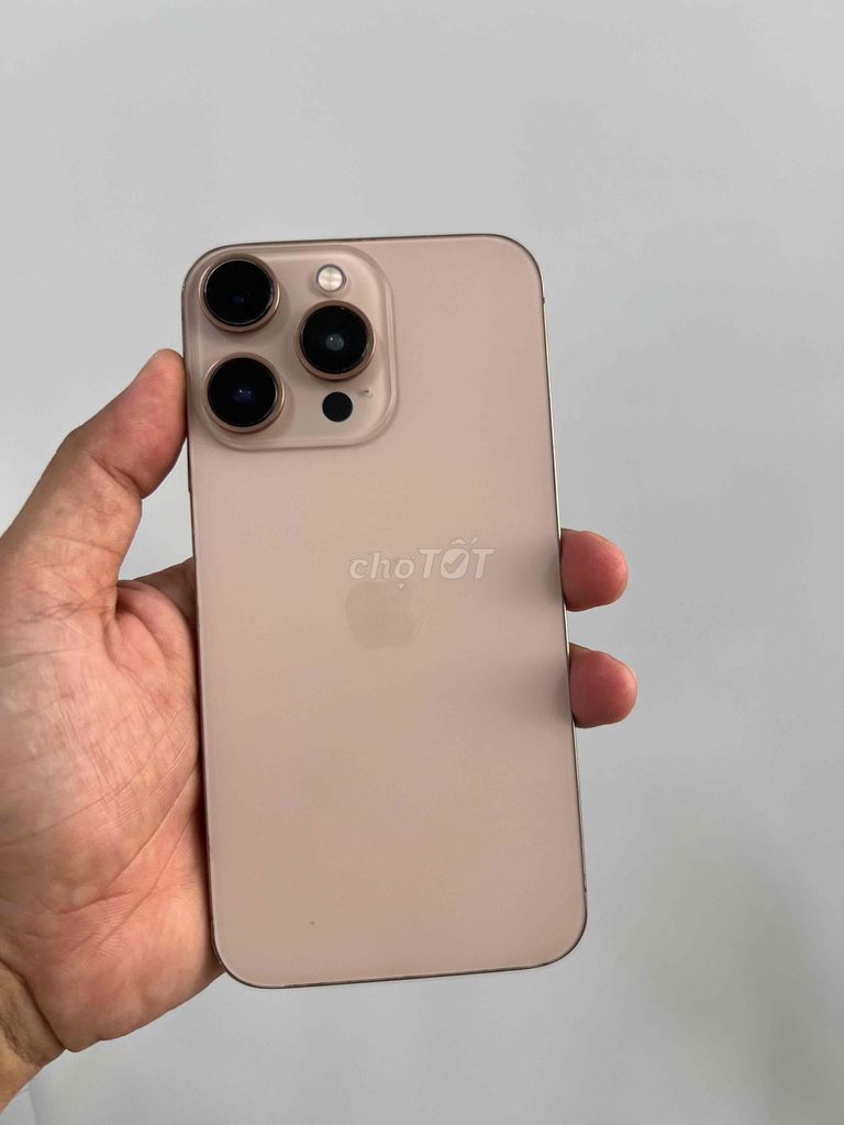 Apple iPhone XR độ vỏ 16 pro. Mua bán Điện thoại tại Quận Ninh Kiều Cần Thơ được đăng bởi Tí Táo Dạo hình 1