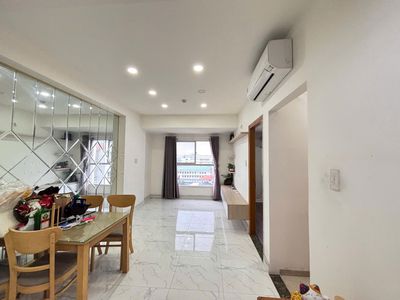Bán căn 2PN 2WC Ehome3, lầu cao, nhà đẹp, full nội thất, giá 2,37 tỷ. Mua bán căn hộ/chung cư tại Quận Bình Tân Tp Hồ Chí Minh được đăng bởi NGÔ TÂM