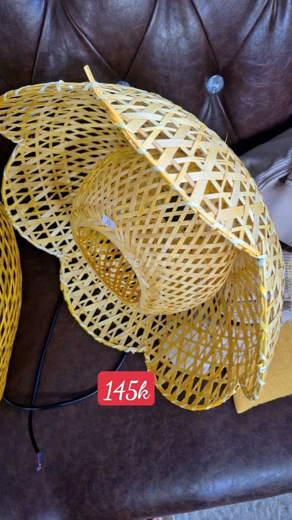 Đèn trang trí Mây tre đan Vàng. Mua bán Đèn tại Quận Ngũ Hành Sơn Đà Nẵng được đăng bởi Đồ Cũ TTpro hình 1