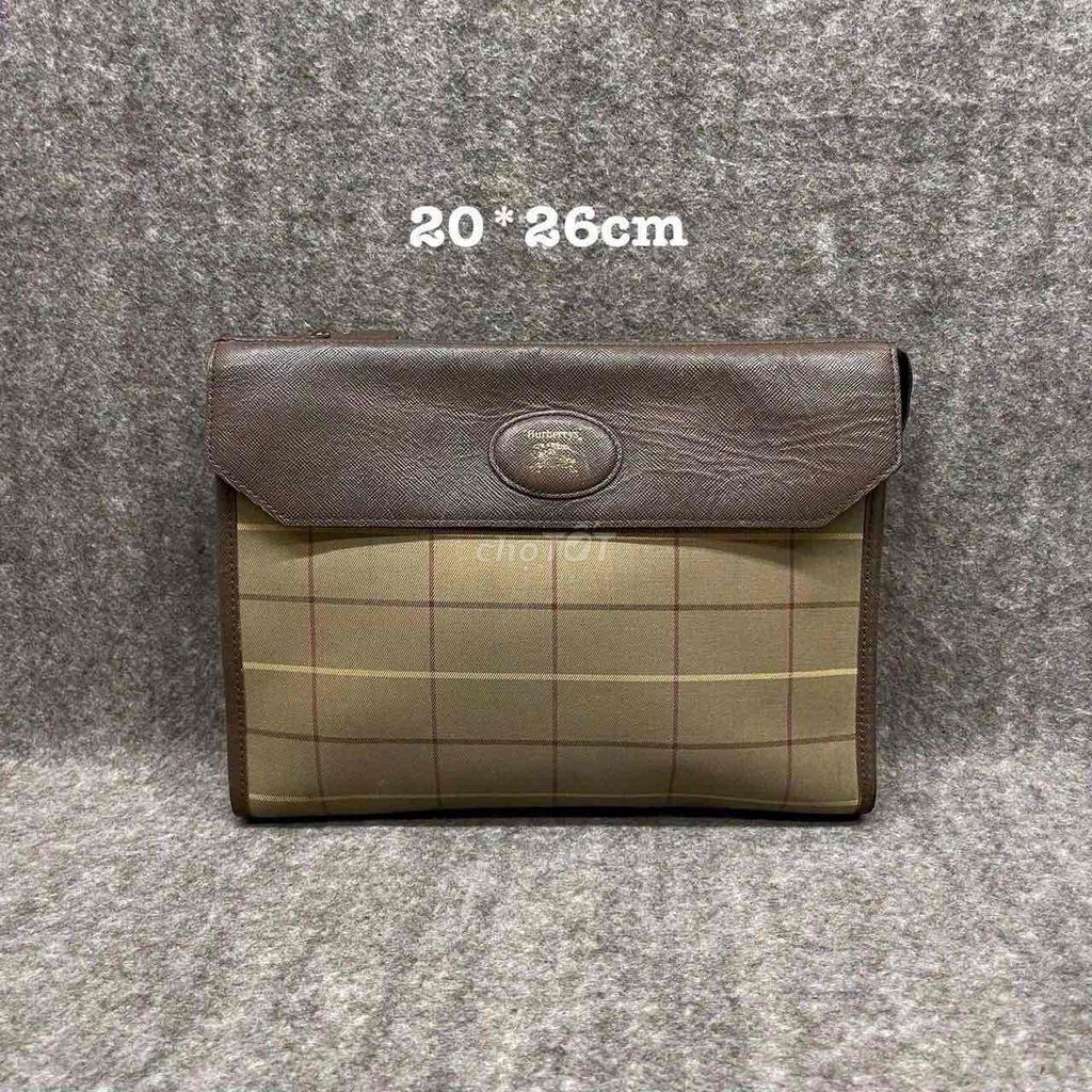 Clutch Burberry Canvas Da bò Nâu Unisex 20*26cm. Mua bán Túi xách tại Quận Ninh Kiều Cần Thơ được đăng bởi Giày Si A CHAN 1975 hình 1