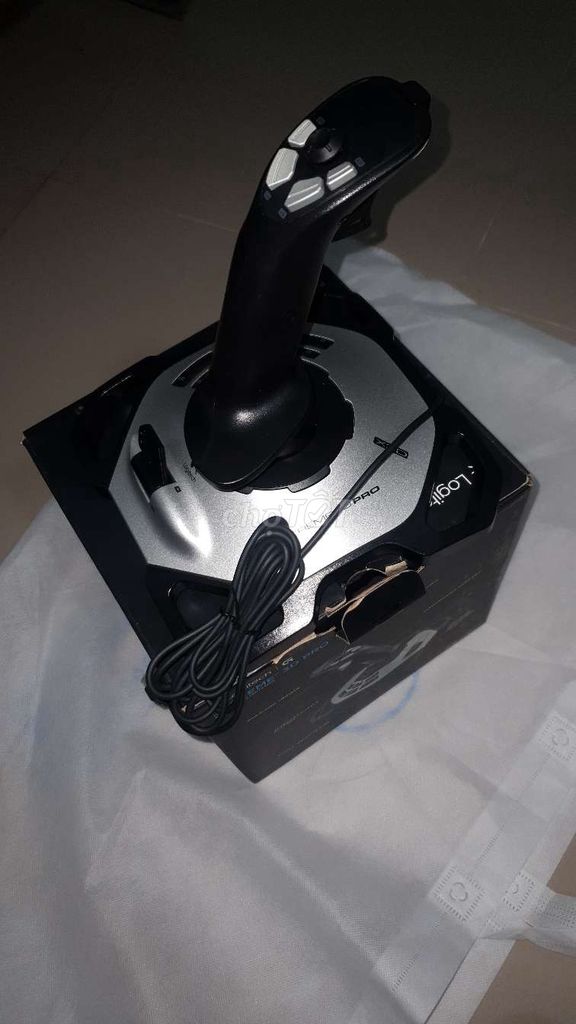 BÁN JOYSTICK LOGITECH EXTREME 3D PRO. Mua bán Thiết bị chơi game tại Huyện Hòa Thành Tây Ninh được đăng bởi Thanh Trà hình 1