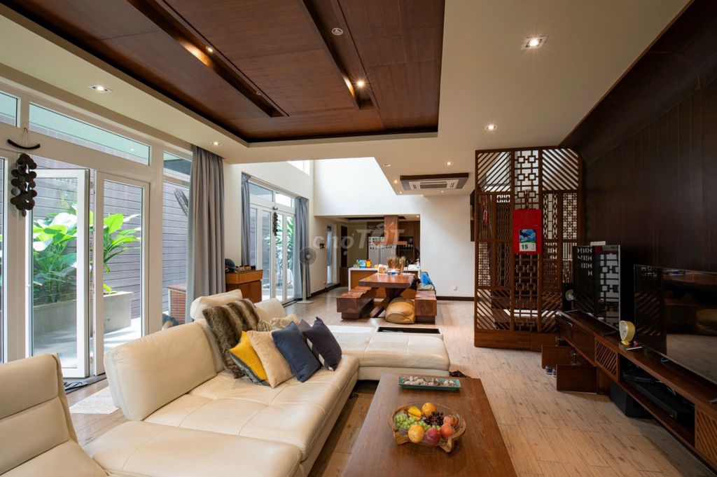 Cho thuê nhà villa 247/1  Đặng Thuỳ Trâm , Phường 13, Quận Bình Thạnh